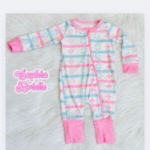 Newborn boujee sleeper